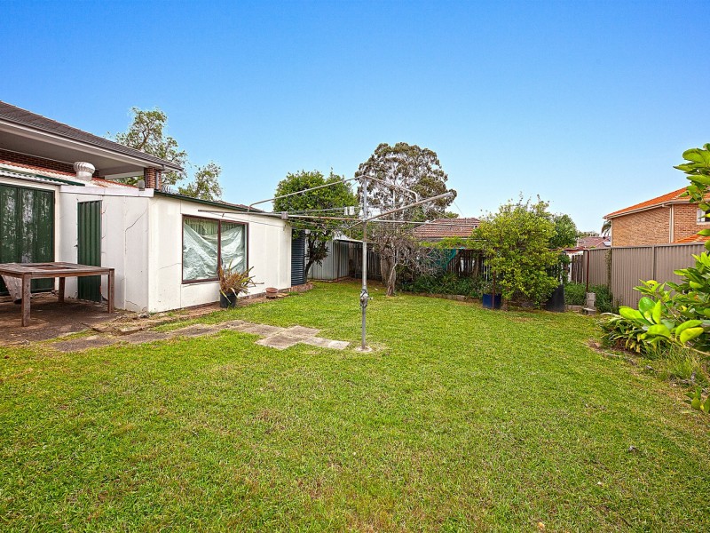 26 Brotherton St, South Wentworthville NSW 2145