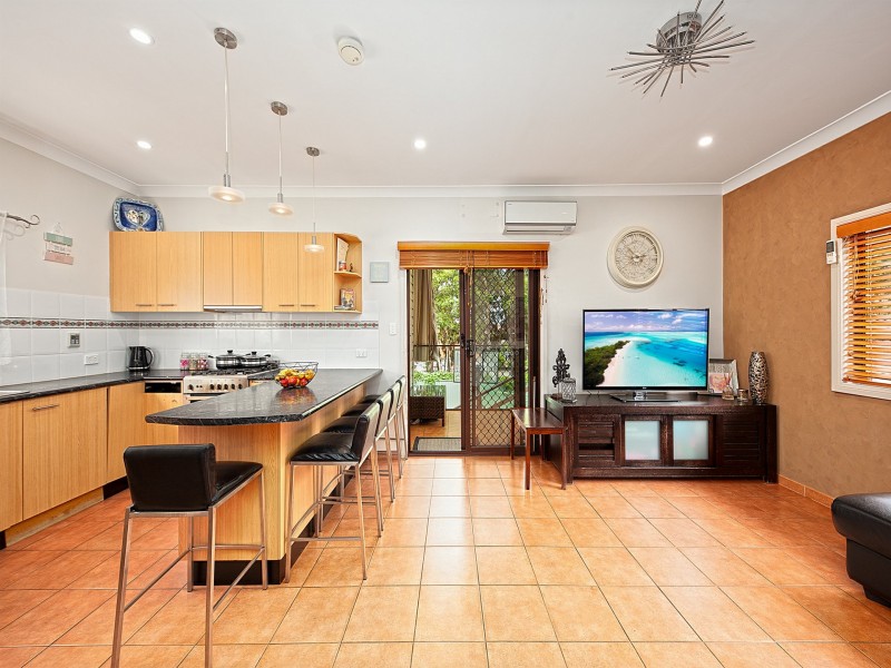 51 Dudley Road, Guildford NSW 2161