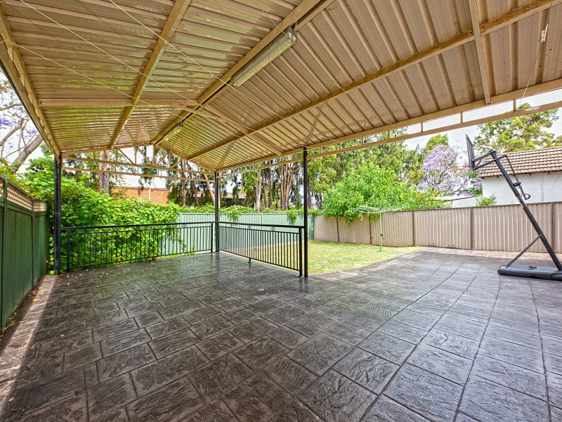 51 Dudley Road, Guildford NSW 2161