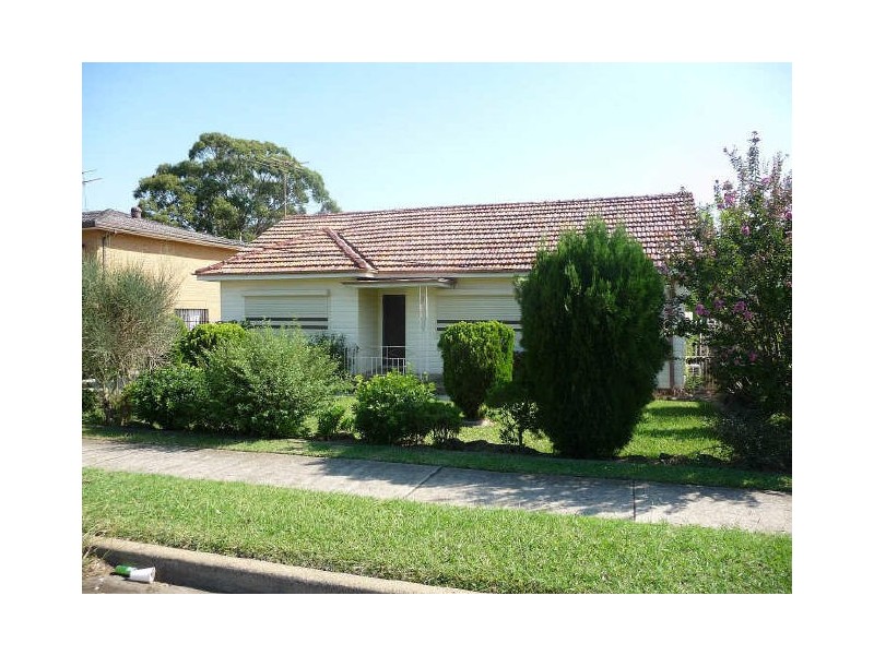 4 Douglas Street, Merrylands NSW 2160