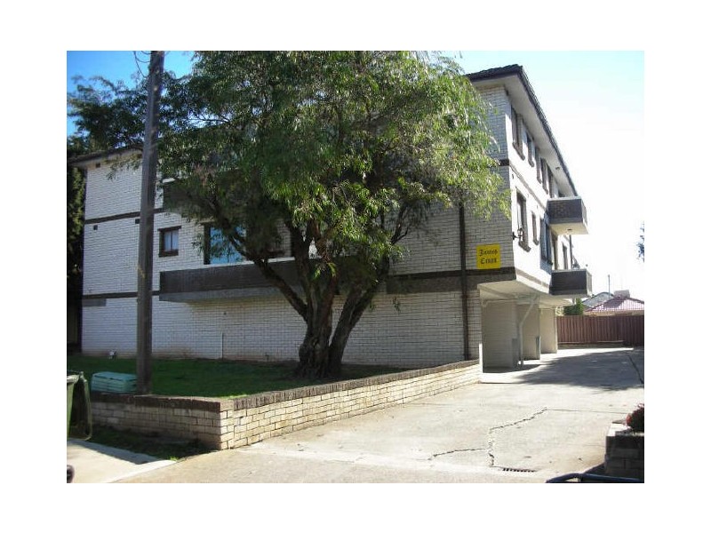 8/91 Clyde Street, Guildford NSW 2161