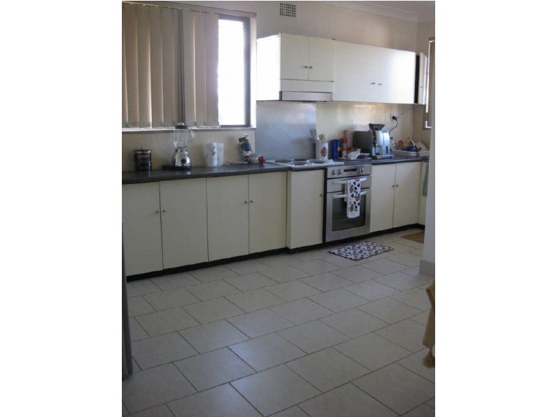 6/4-8 Arthur Street, Merrylands West NSW 2160