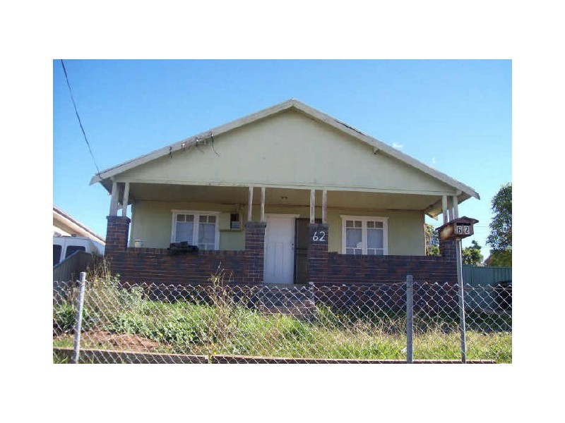 62 Military Rd, Merrylands NSW 2160