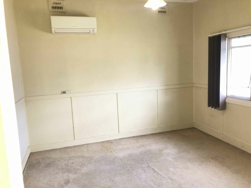 1/4 Roseberry St, Merrylands NSW 2160