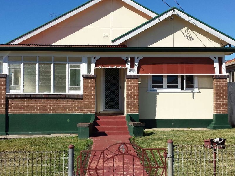 1/4 Roseberry St, Merrylands NSW 2160