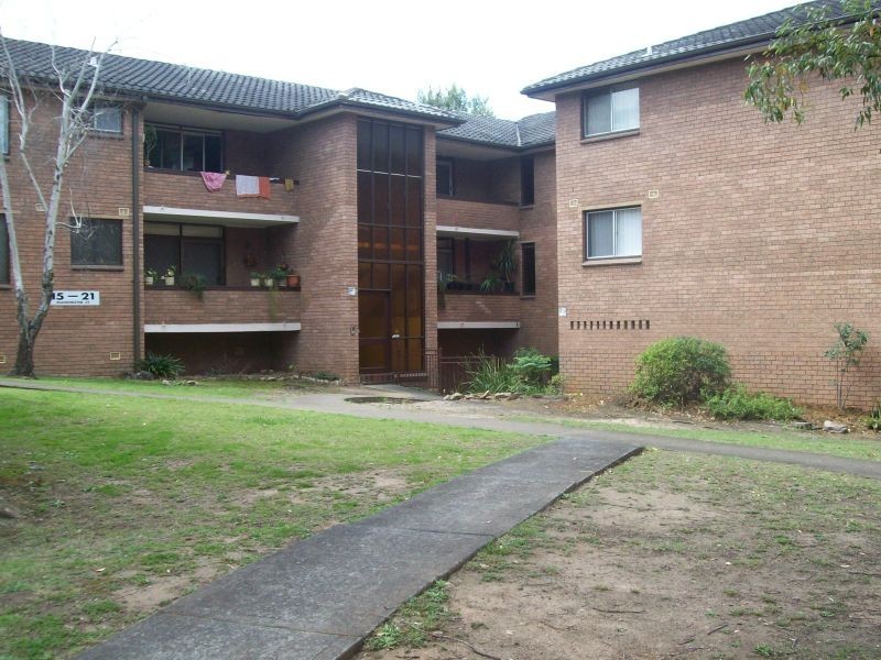 17/15-21 Manchester Street, Merrylands NSW 2160