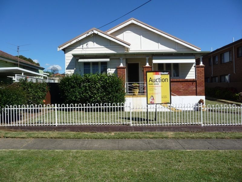 9 Elsinore Street, Merrylands NSW 2160
