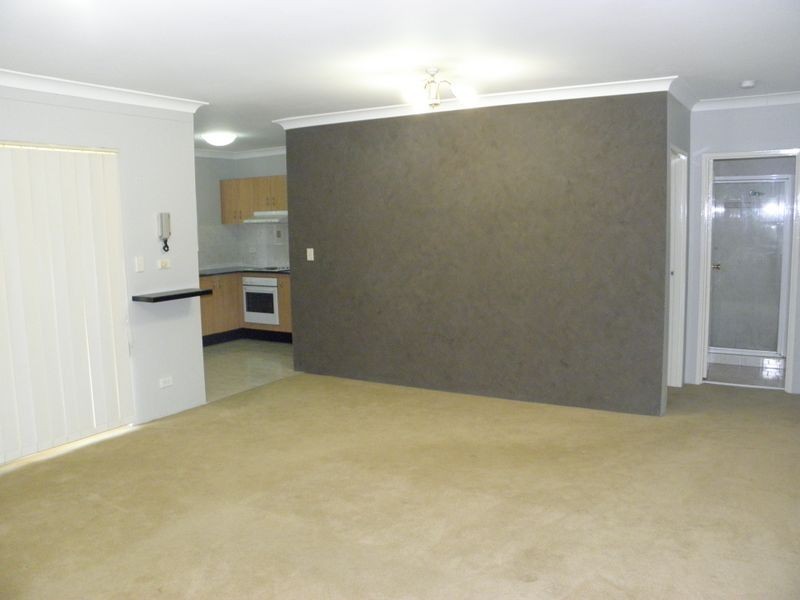 3/53 Kenyons Rd, Merrylands NSW 2160