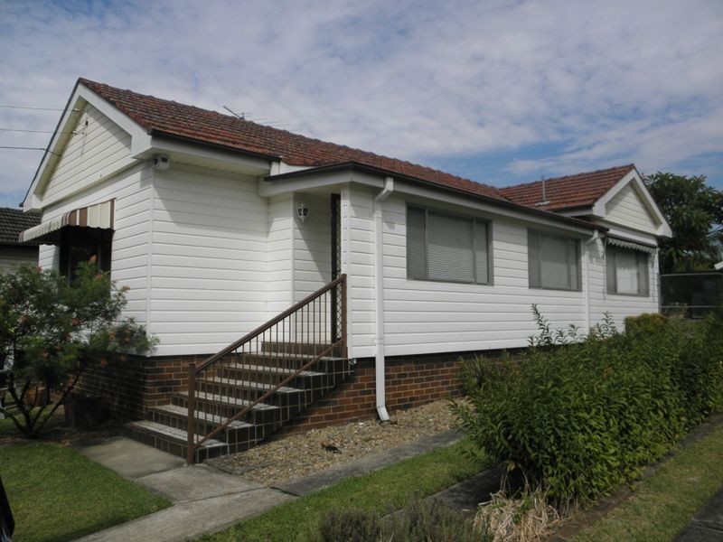 6 Oswald Street, Guildford NSW 2161