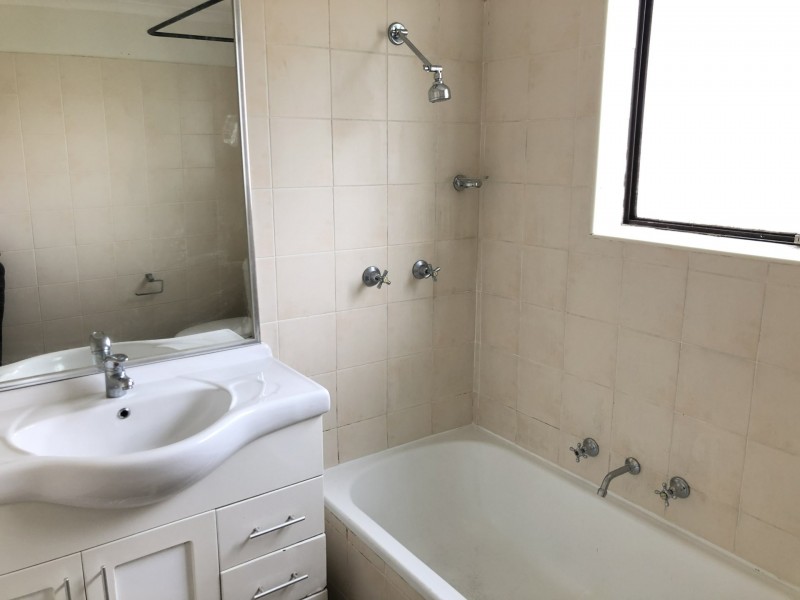 Unit 3/142 Railway Street, Granville NSW 2142