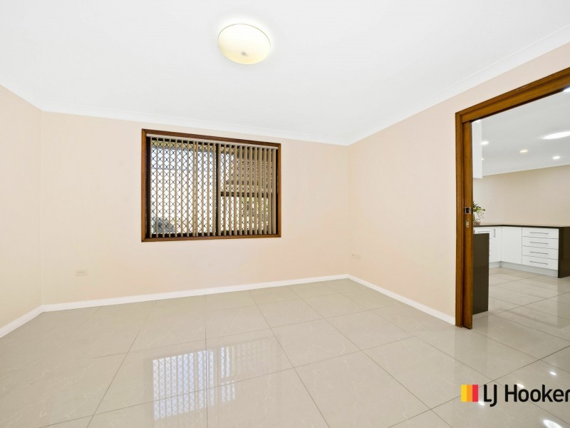 55 Sandra Street, Woodpark NSW 2164