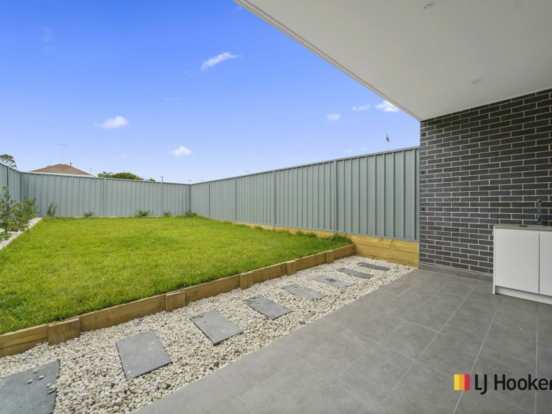 2B Lewis St, Merrylands NSW 2160