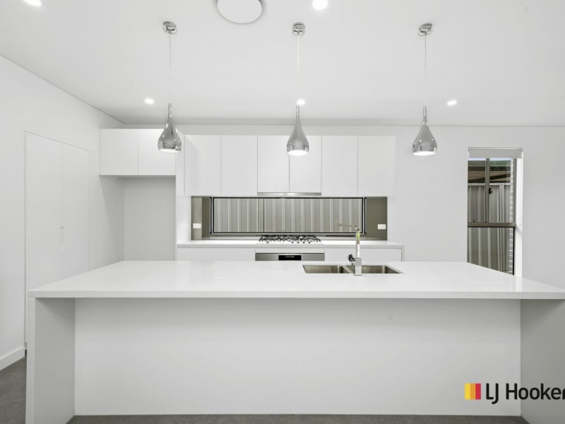 2B Lewis St, Merrylands NSW 2160