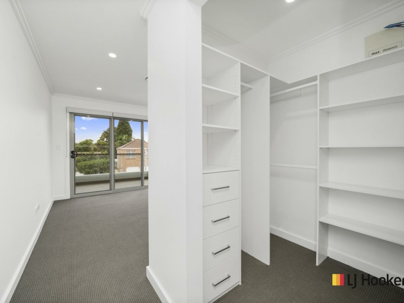 2B Lewis St, Merrylands NSW 2160