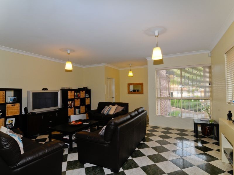 21A Elsinore Street, Merrylands NSW 2160