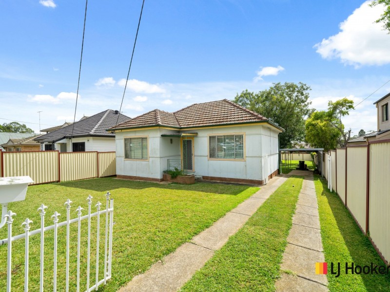 11 Charlotte Street, Merrylands NSW 2160