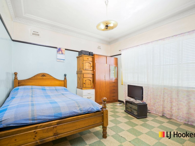 11 Charlotte Street, Merrylands NSW 2160