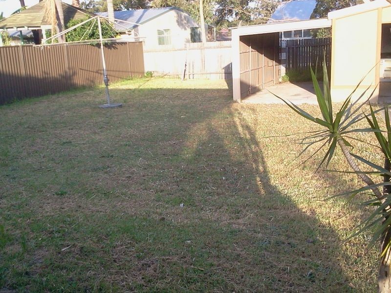 96 Betts Rd, Merrylands West NSW 2160