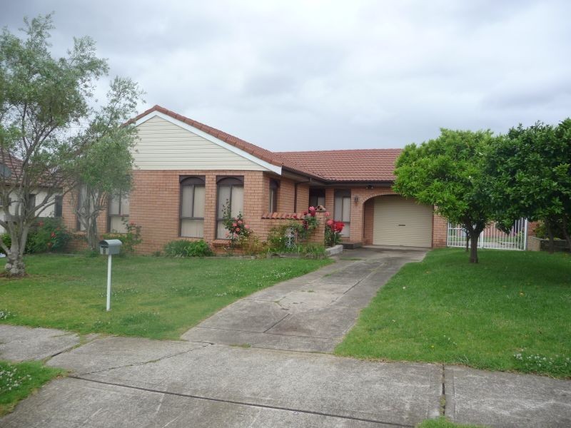 8 Holroyd Rd, Merrylands NSW 2160