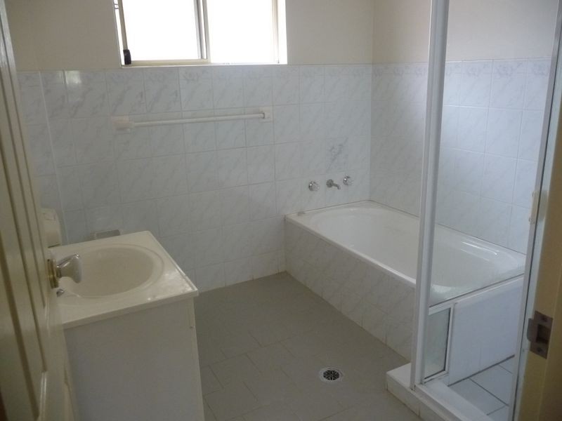 17/36-40 Newman Street, Merrylands NSW 2160