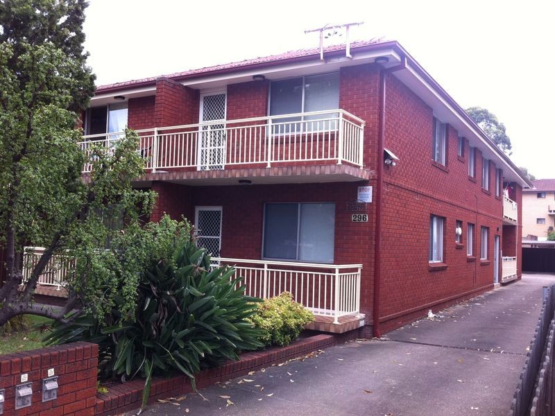 3/296 Merrylands Rd, Merrylands NSW 2160