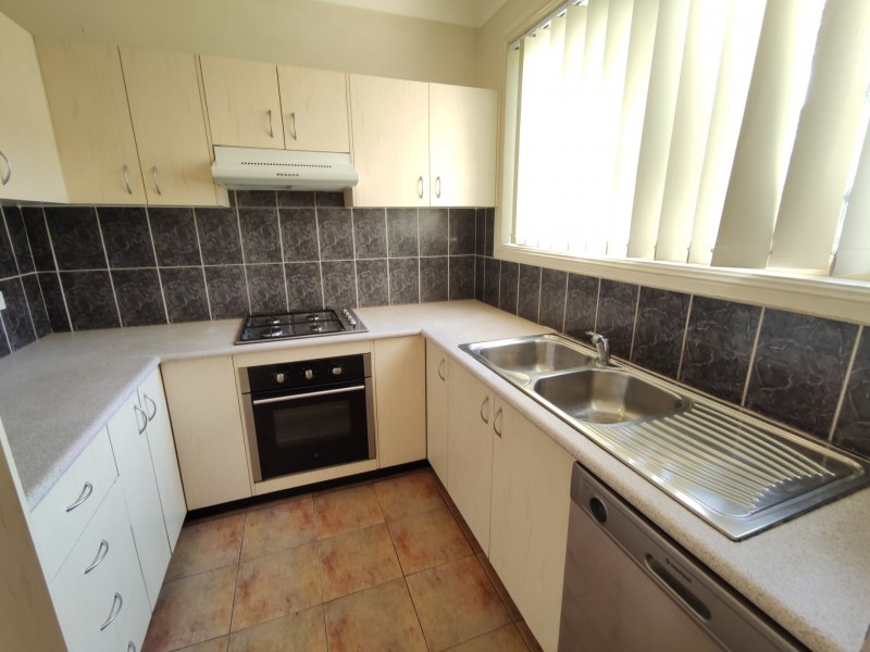 2/38 Blenheim Avenue, Rooty Hill NSW 2766