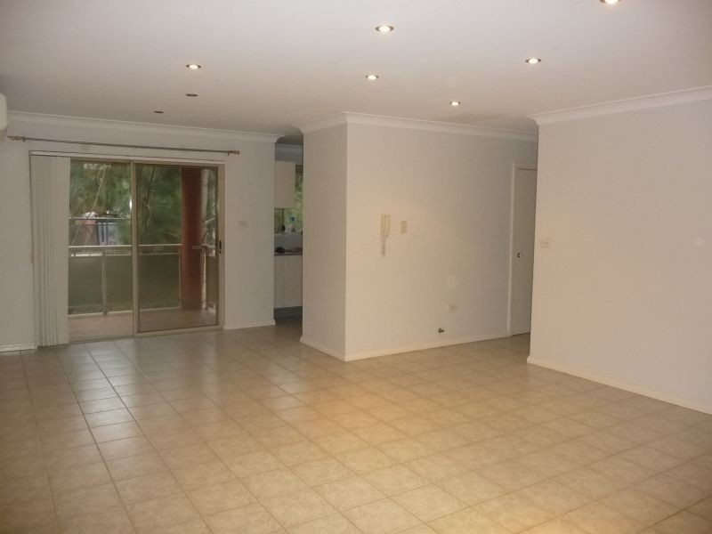 3/23-25 Oxford Street, Merrylands NSW 2160