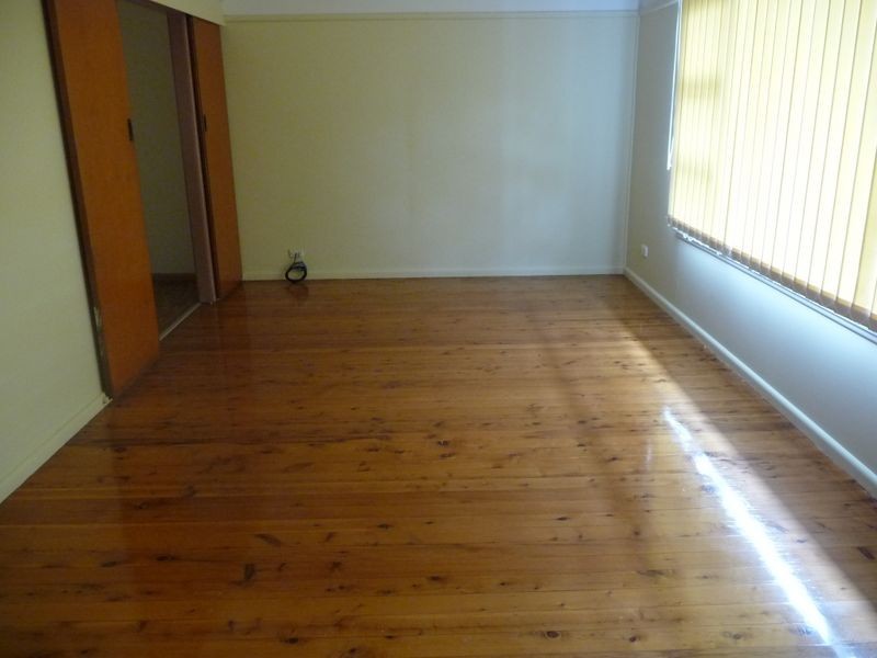 42 Victoria St, Merrylands NSW 2160