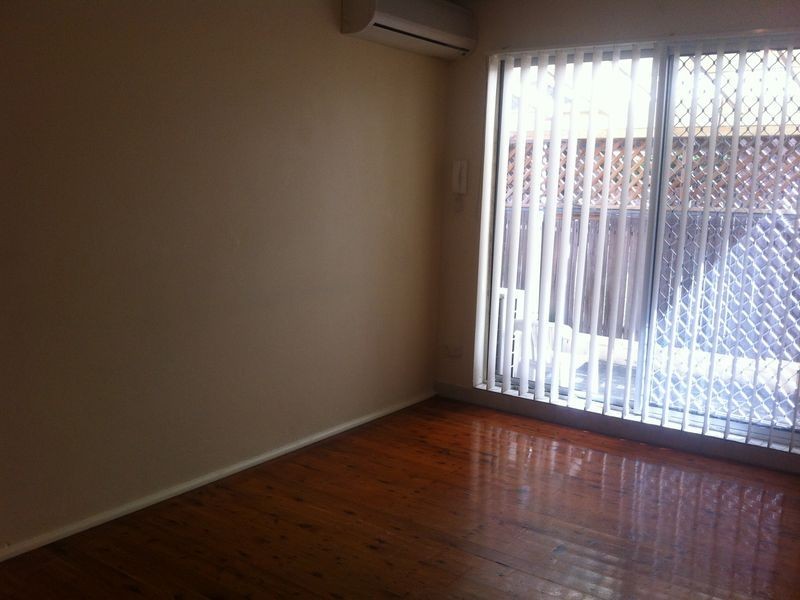 1/24 Birmingham Street, Merrylands NSW 2160