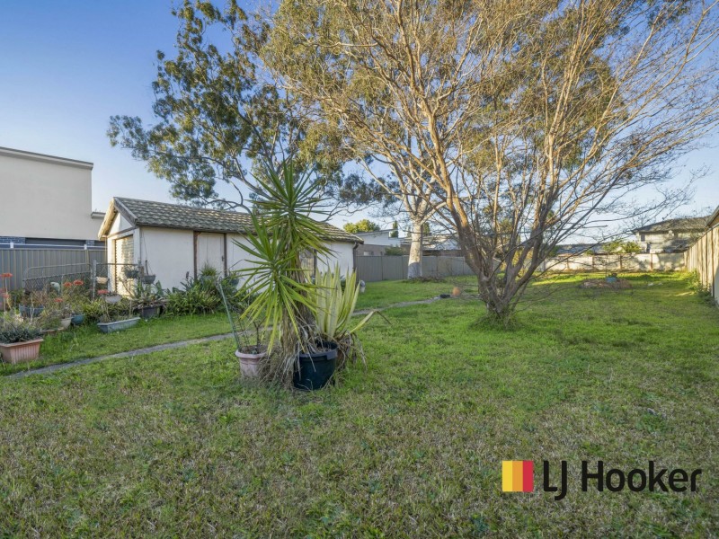 8 Meakin Street, Merrylands NSW 2160