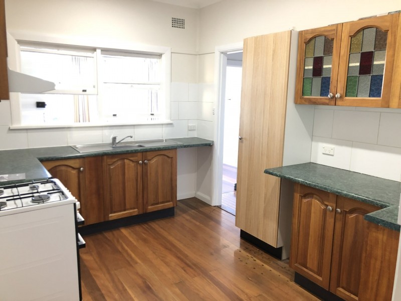 27 Springfield Street, Old Guildford NSW 2161