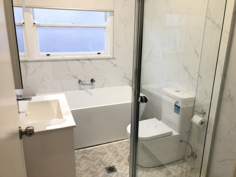 27 Springfield Street, Old Guildford NSW 2161