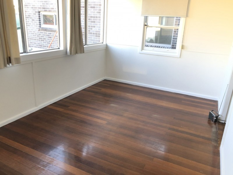 27 Springfield Street, Old Guildford NSW 2161