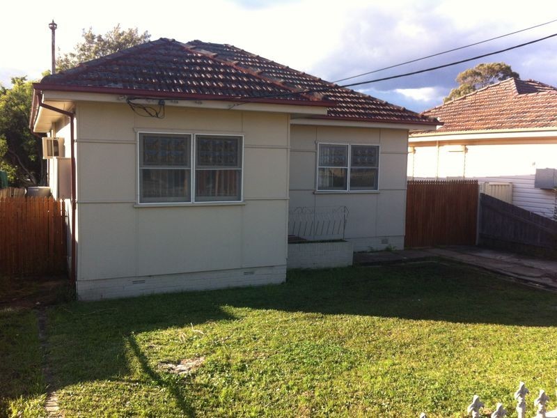 9 Bursill Street, Guildford NSW 2161