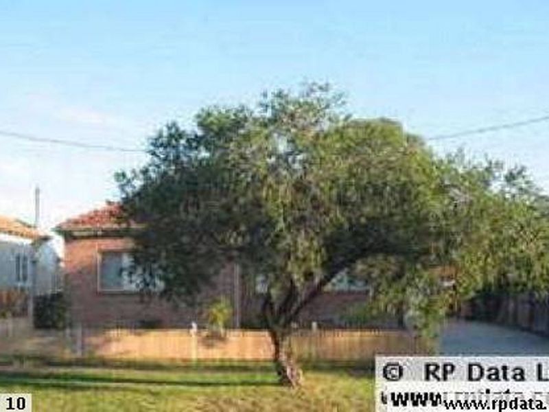 44 Patten Ave, Merrylands NSW 2160