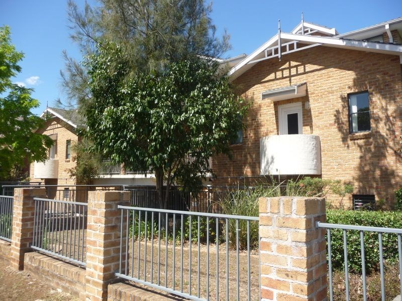 5/80 Pitt Street, Merrylands NSW 2160