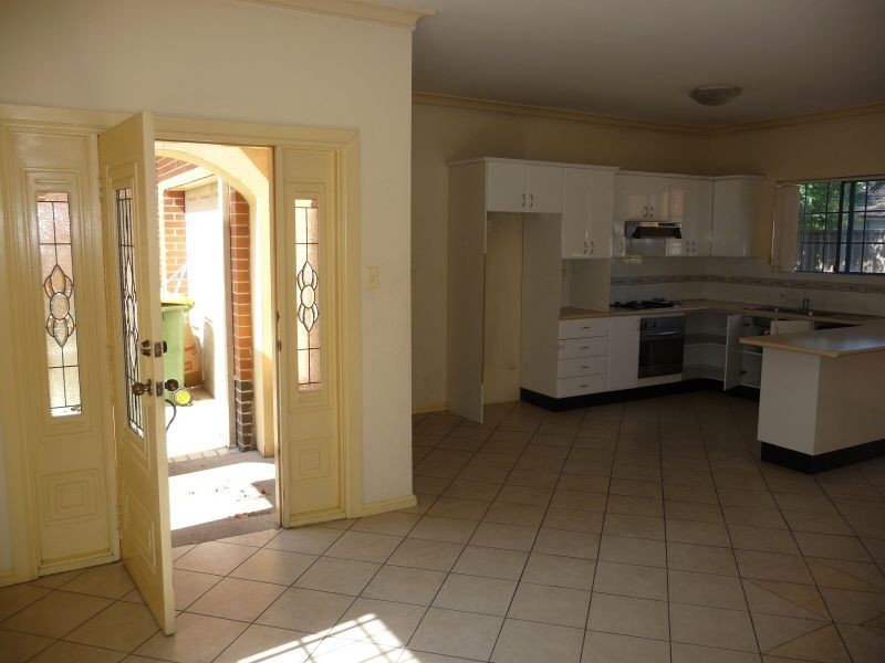 7/126-128 John Street, Merrylands NSW 2160