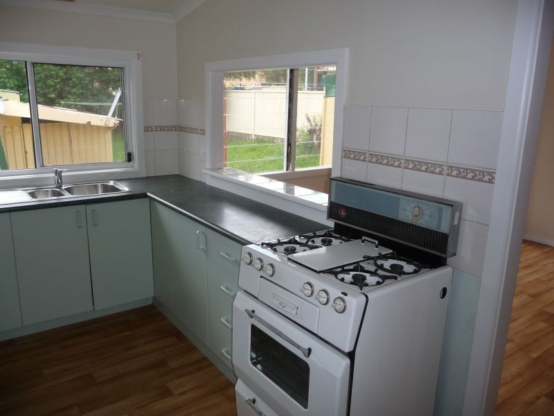 7 Henderson St, Merrylands NSW 2160