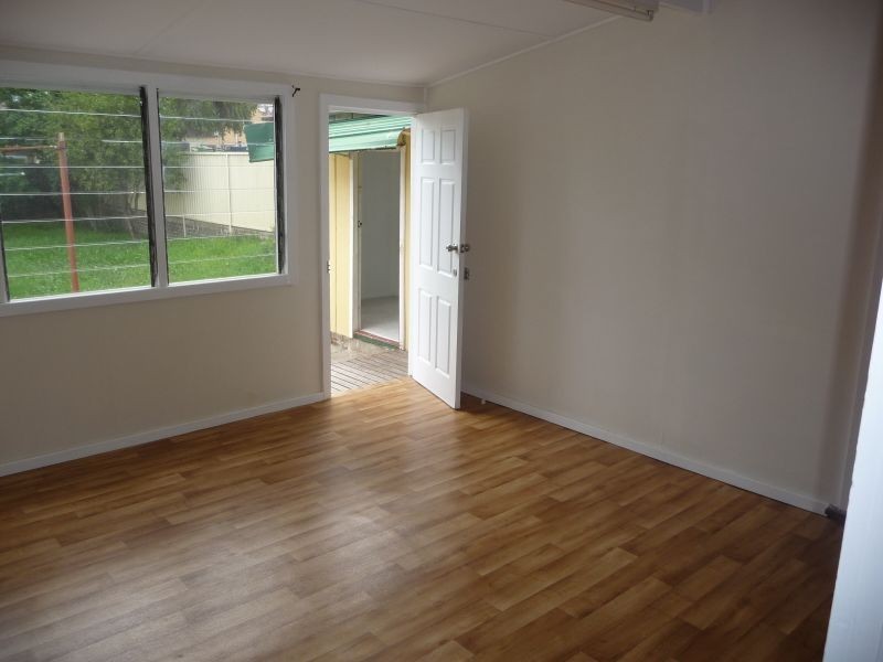 7 Henderson St, Merrylands NSW 2160