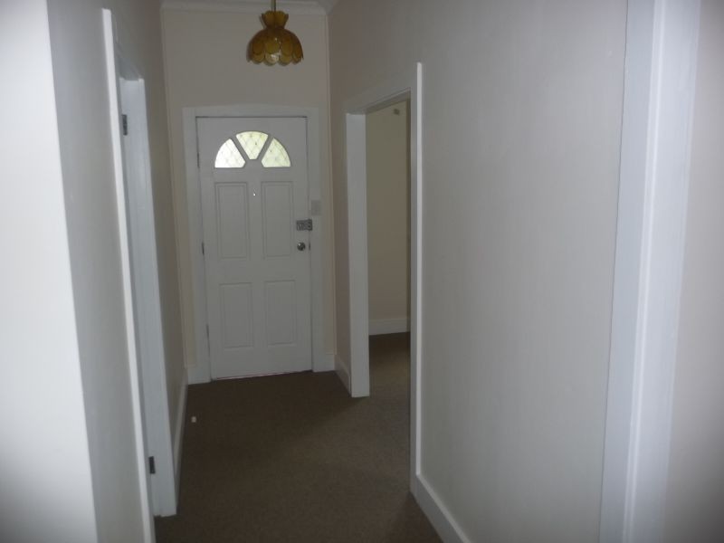 7 Henderson St, Merrylands NSW 2160