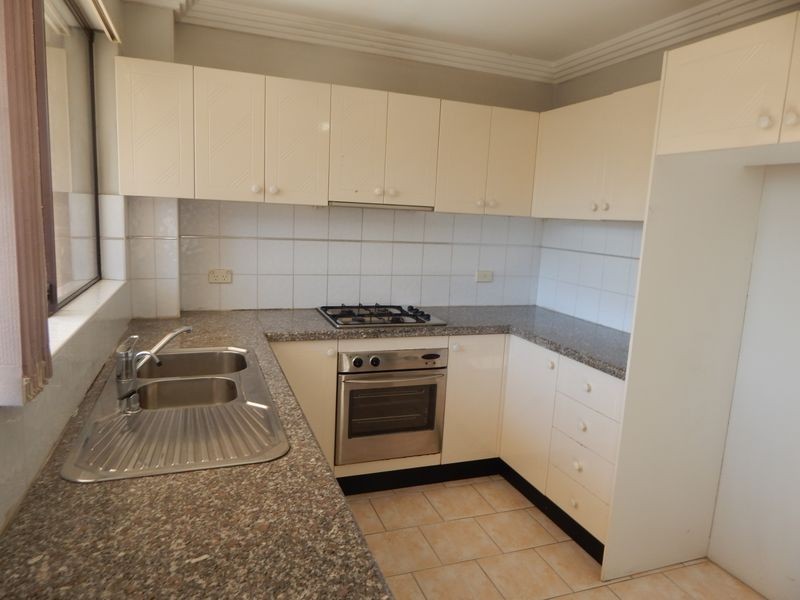 40/27-33 Addlestone Rd, Merrylands NSW 2160