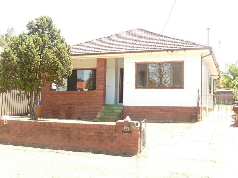7 Milner Road, Guildford NSW 2161