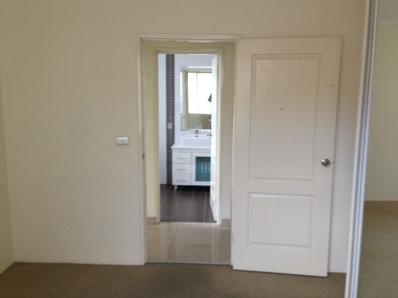 11/10-12 Wingello St, Guildford NSW 2161