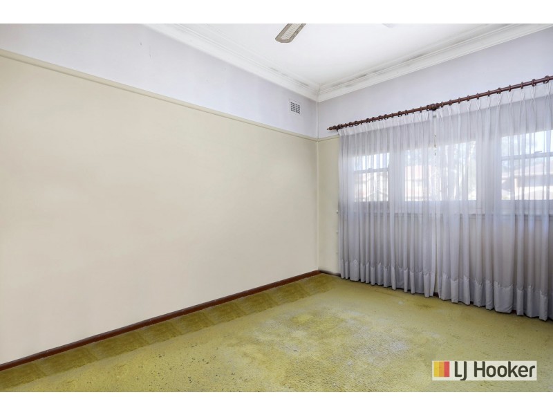 6 Alderney Road, Merrylands NSW 2160