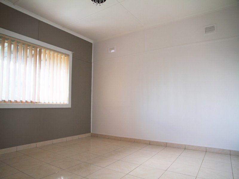 2 Broughton Street, Guildford NSW 2161