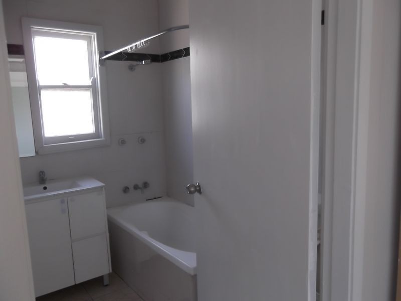 2 Broughton Street, Guildford NSW 2161