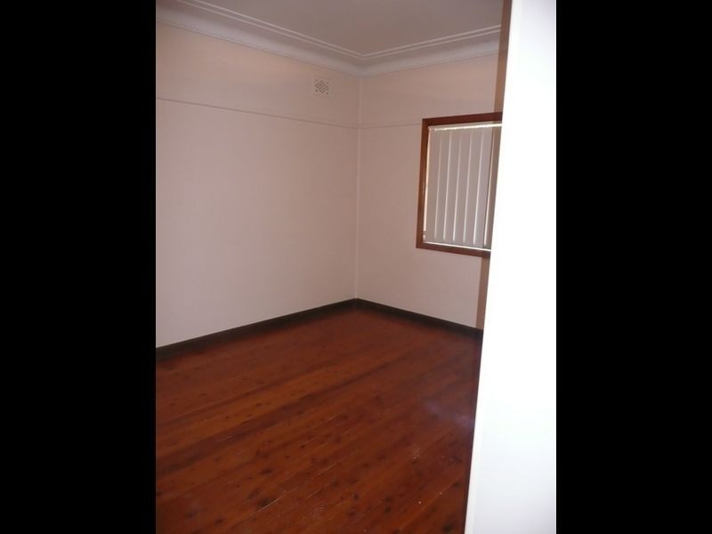 88 Lockwood St, Merrylands NSW 2160