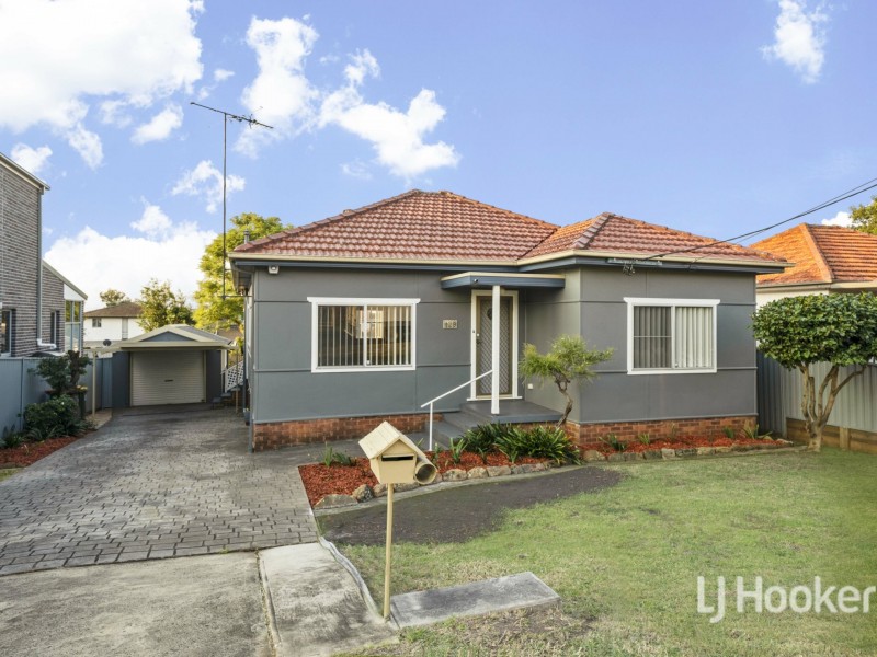 129 Hawksview St, Merrylands NSW 2160