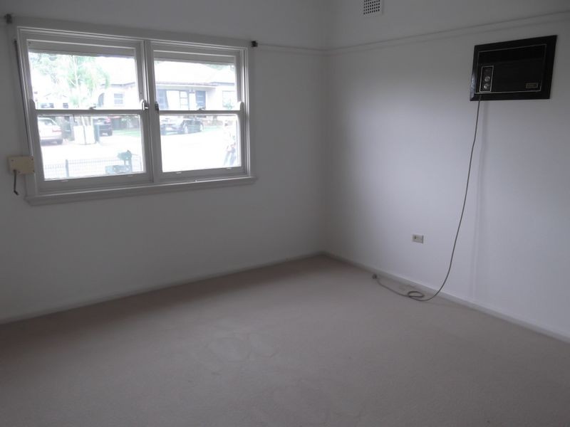 26 Brotherton St, South Wentworthville NSW 2145
