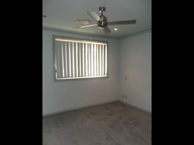 44 Lydbrook St, Westmead NSW 2145